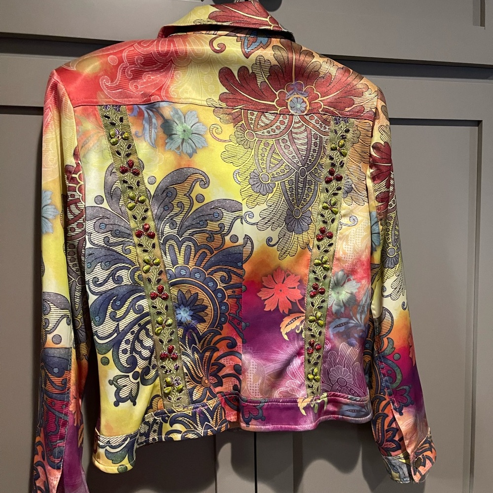 Multi color jacket